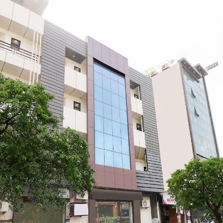 Hotel Red Snapper Couple Friendly At West Delhi New Delhi Exteriör bild