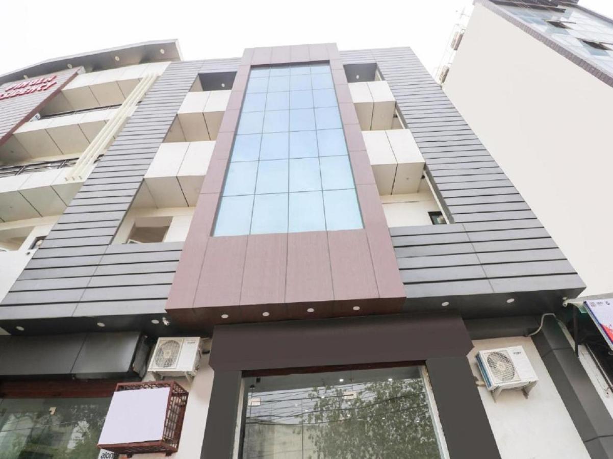 Hotel Red Snapper Couple Friendly At West Delhi New Delhi Exteriör bild